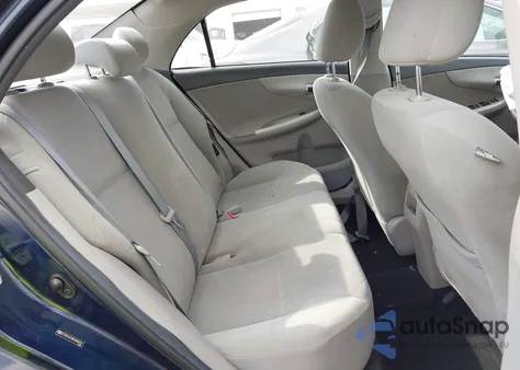 2011 Toyota Corolla Le z USA, uszkodzony, nr VIN 2T1BU4EE8BC668078